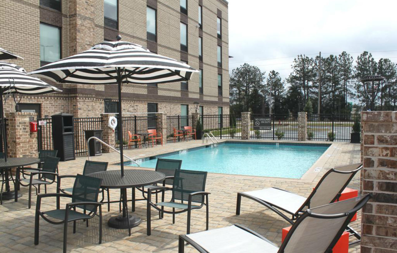 Hampton Inn Forsyth Exterior photo